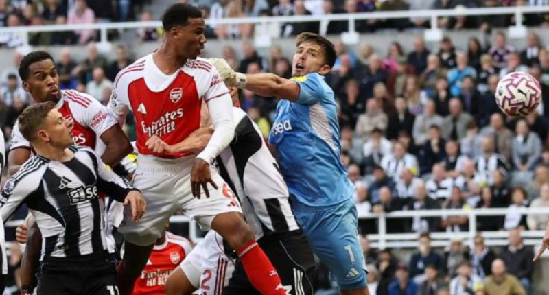 Rio Ferdinand cảnh báo: Hai ‘quả bom hẹn giờ’ có thể cản bước Arsenal trên hành trình vô địch