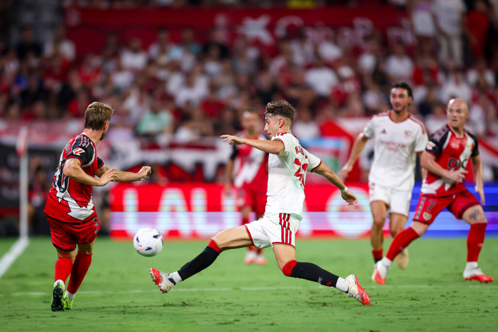 Sevilla vs Rayo Vallecano (02:30 - 16/08)
